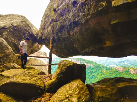 Dolukanda Mountain